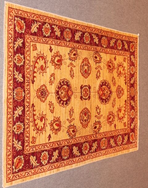 Arrd  rug