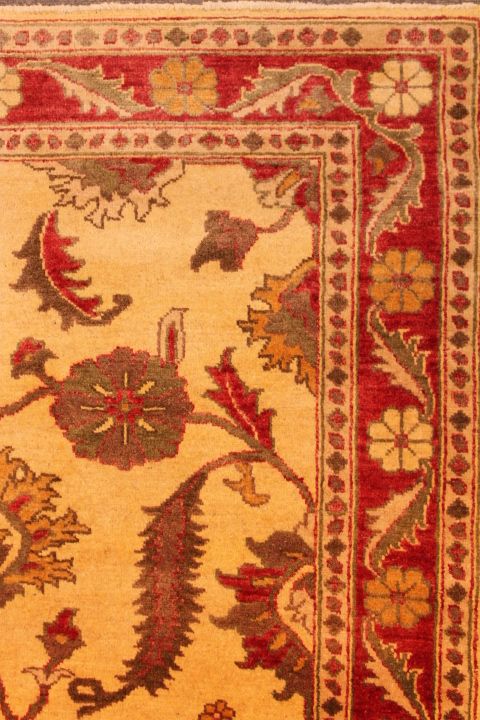 New Tabriz rug