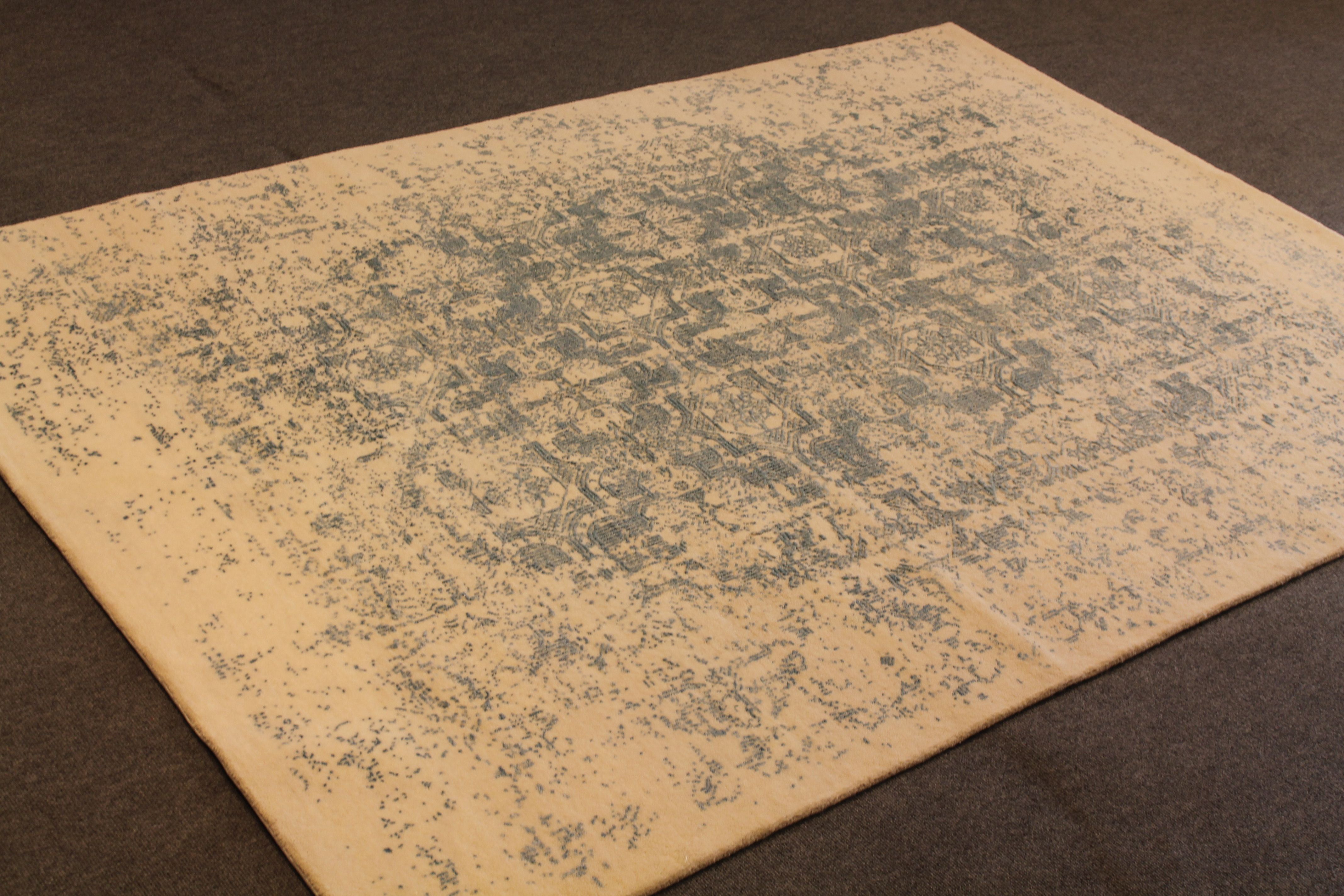 Lavish Rug