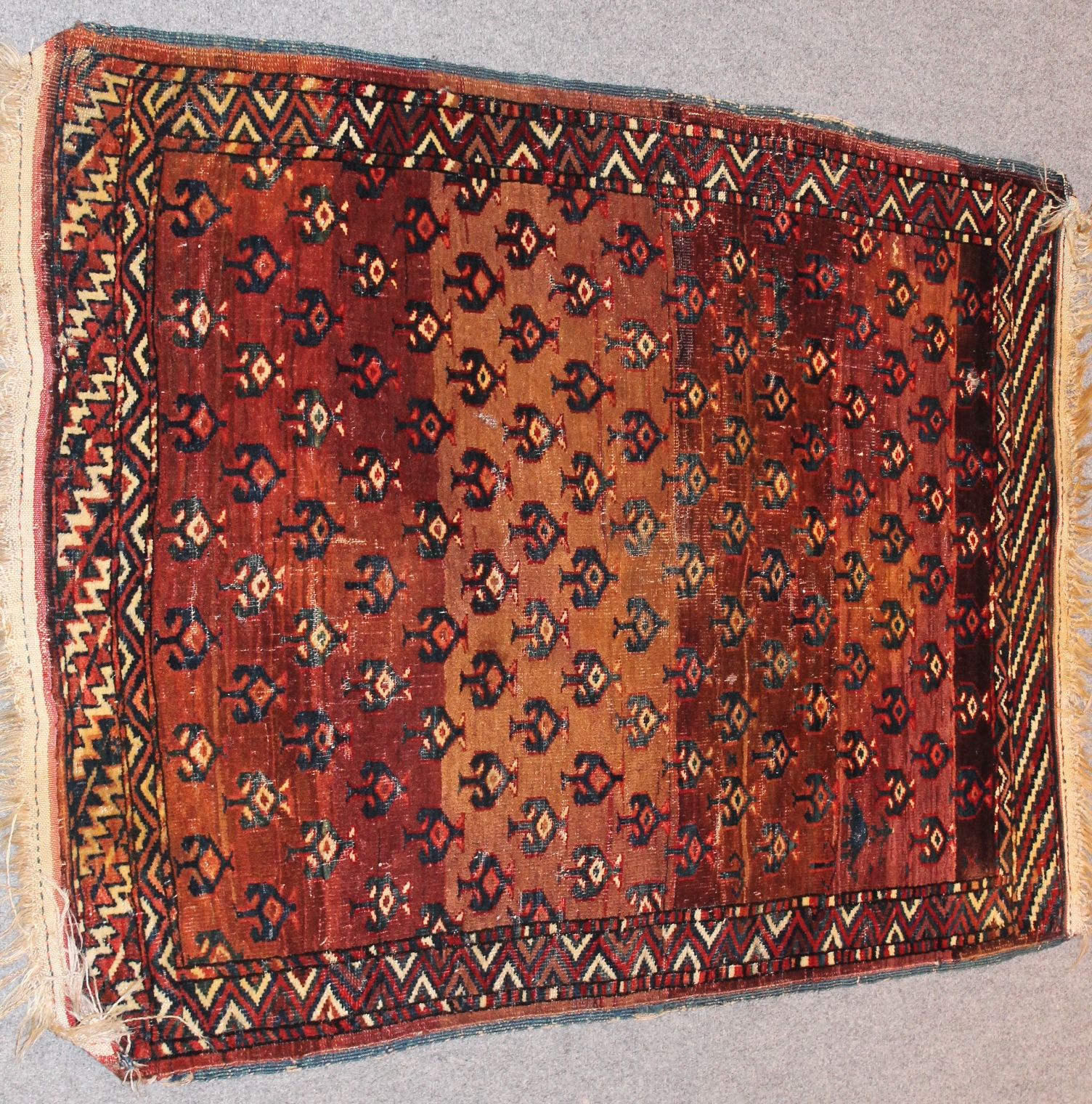 Yamut rug
