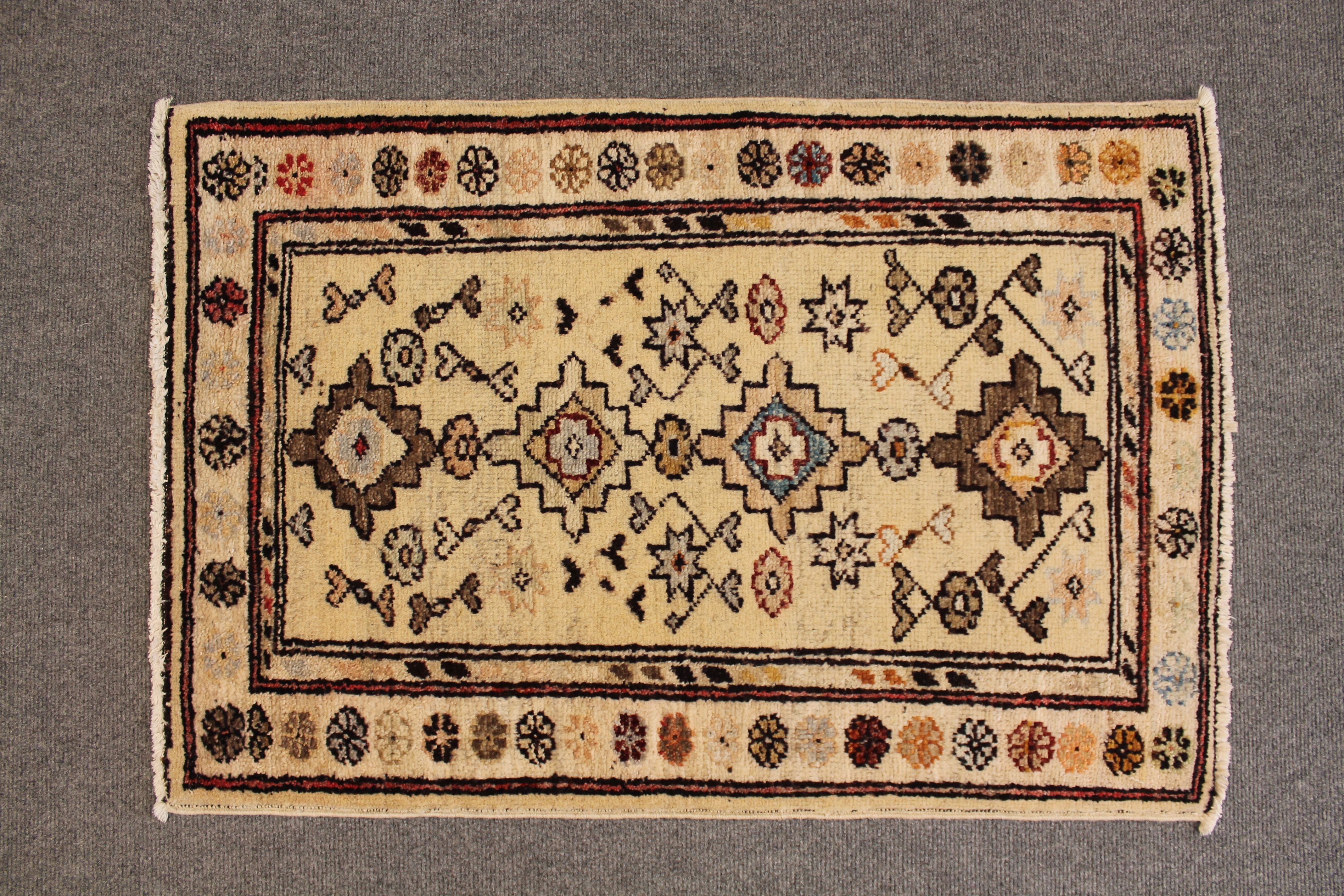 Zelitan rug