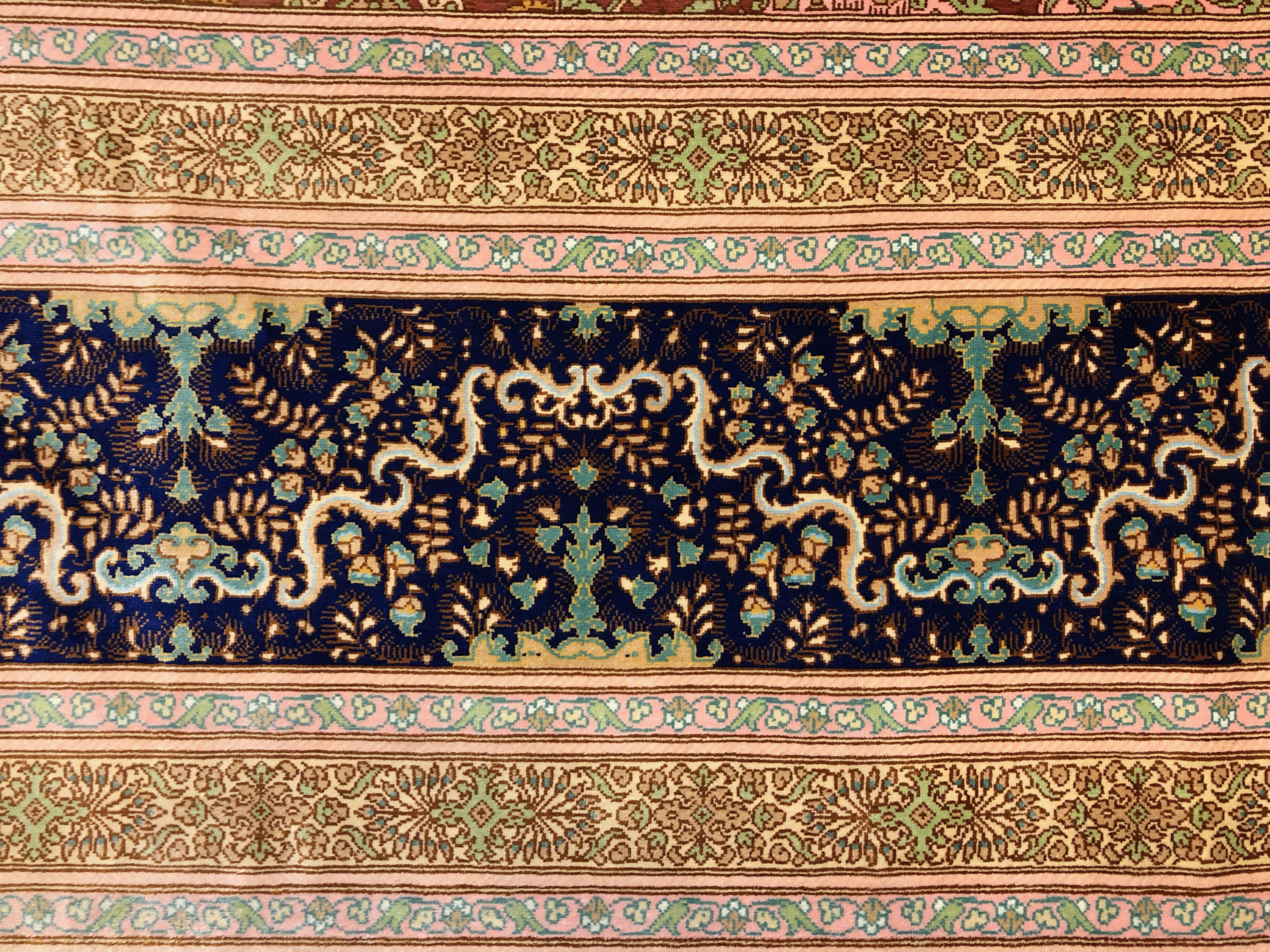 Qum rug