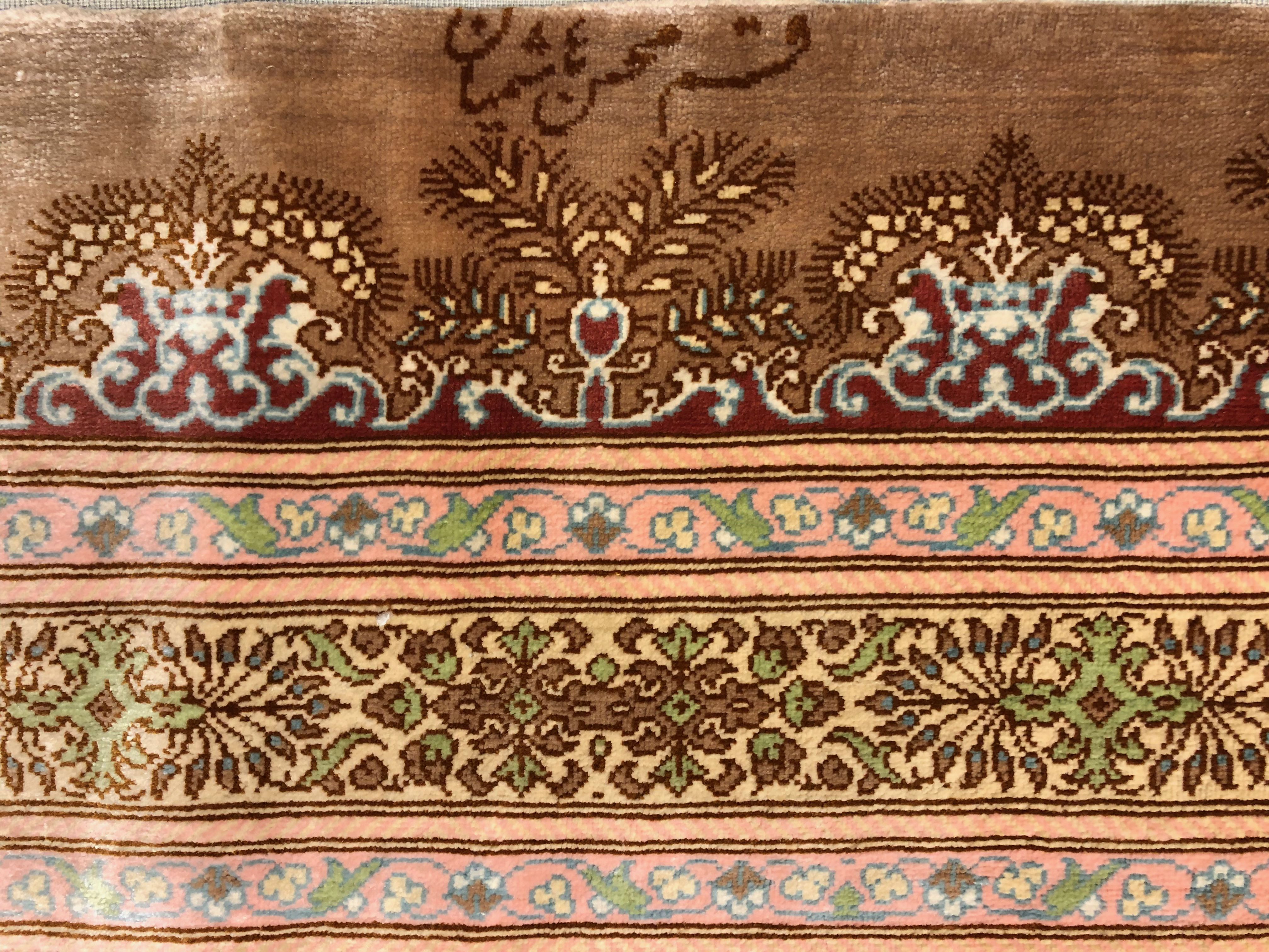 Qum rug