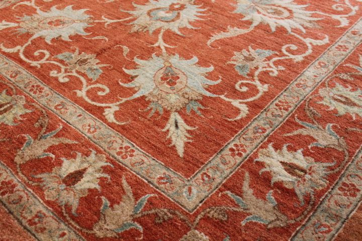 New Tabriz rug