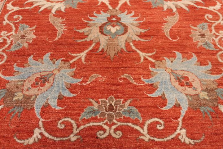 New Tabriz rug