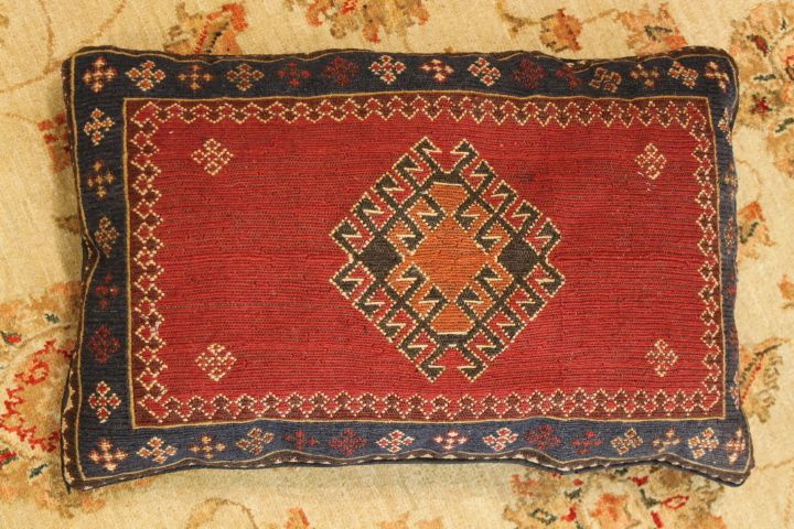 Somak cushion