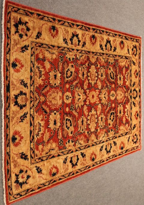 New Mahal rug