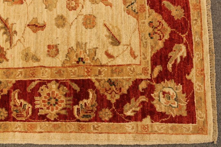 New Tabriz rug