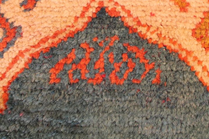 Antique ushak rug