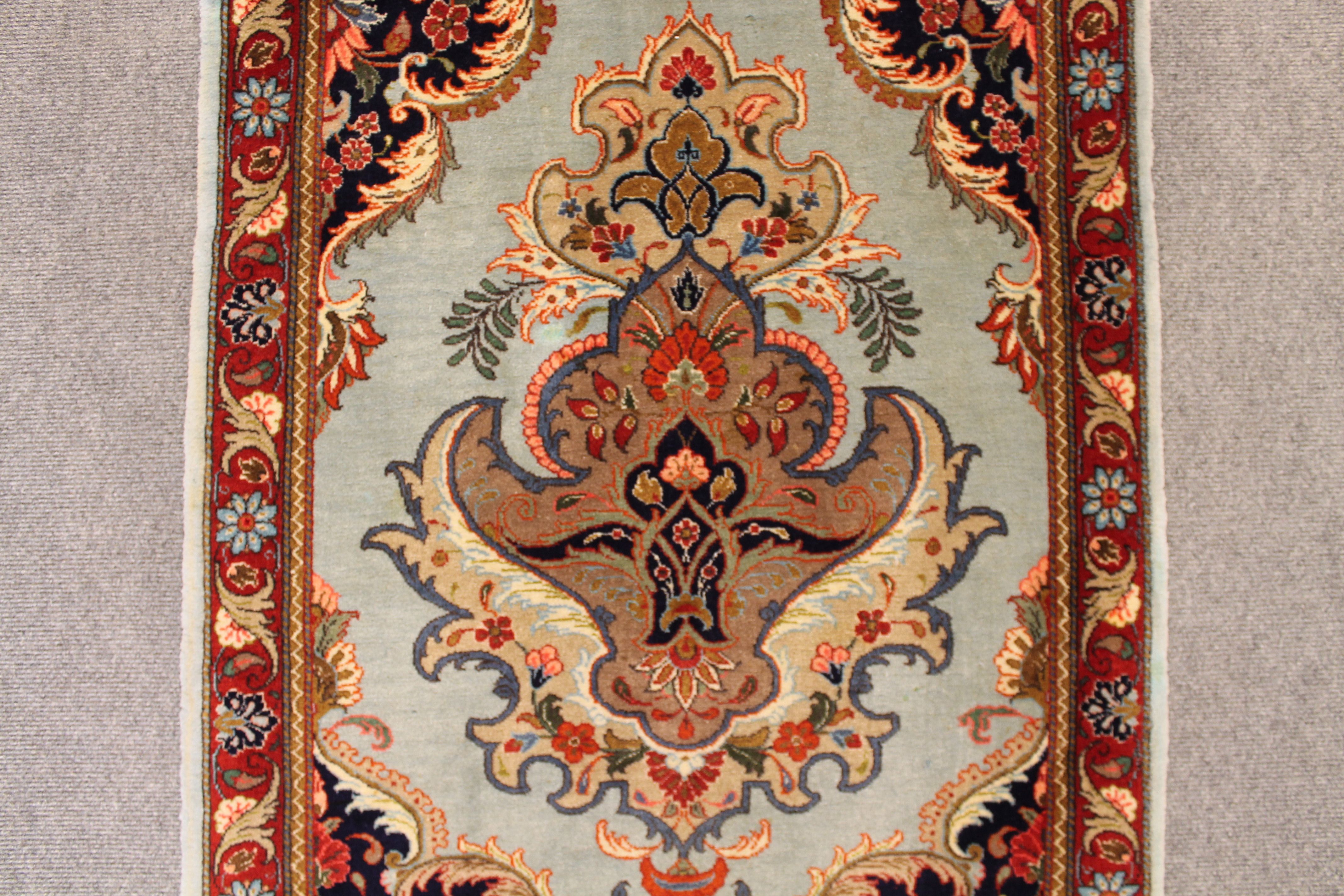 Saljuq runner