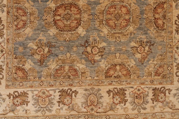 Sultan Abad rug