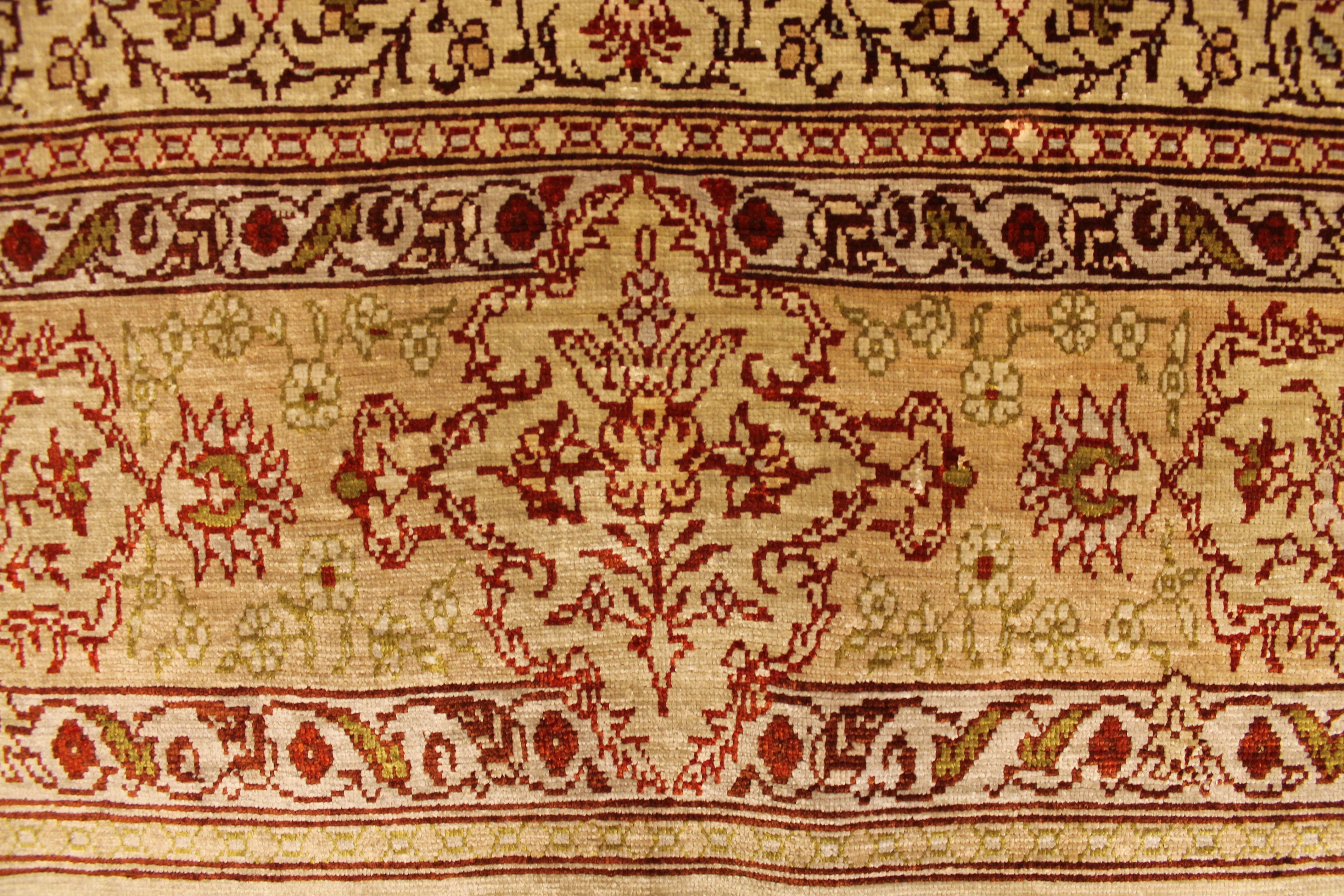 Silk Hereke