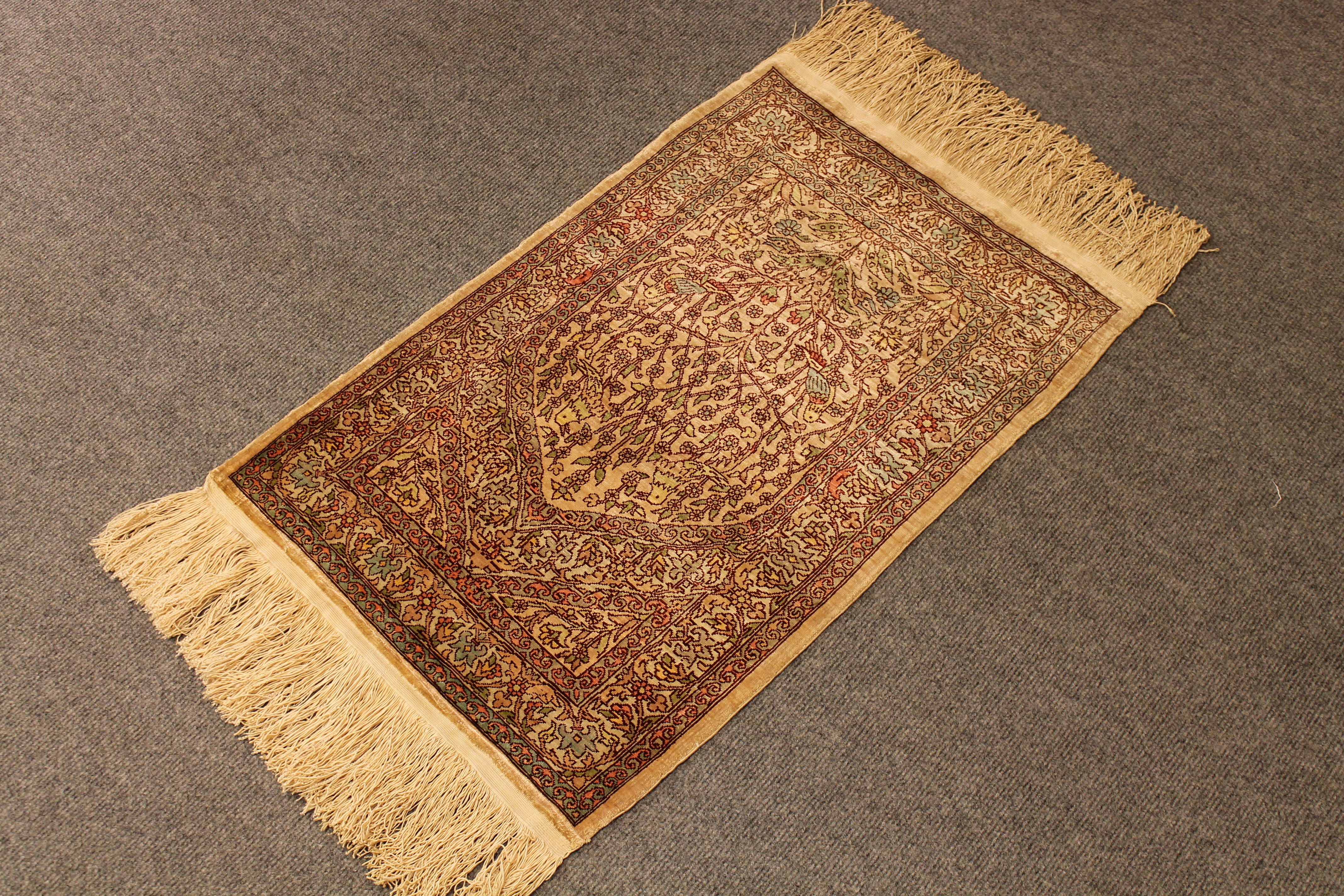 Silk Hereke