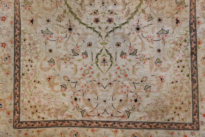 Silk Heriki rug