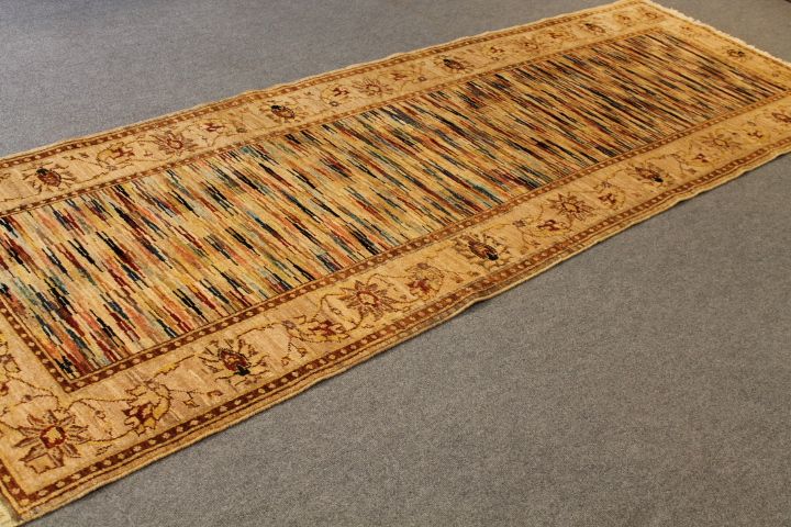 Talish runner
