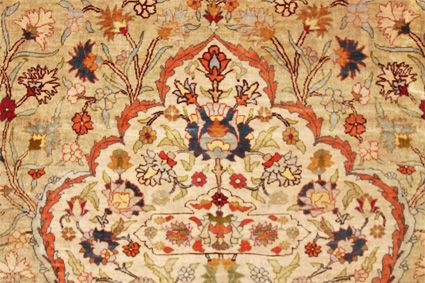 SILKS AND SILK~WOOL MIX